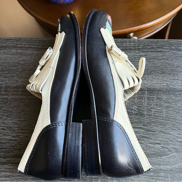 Tory Burch Ruth Kiltie Navy White Fringe RUNWAY Loafers 6.5 $395 - Picture 10 of 13